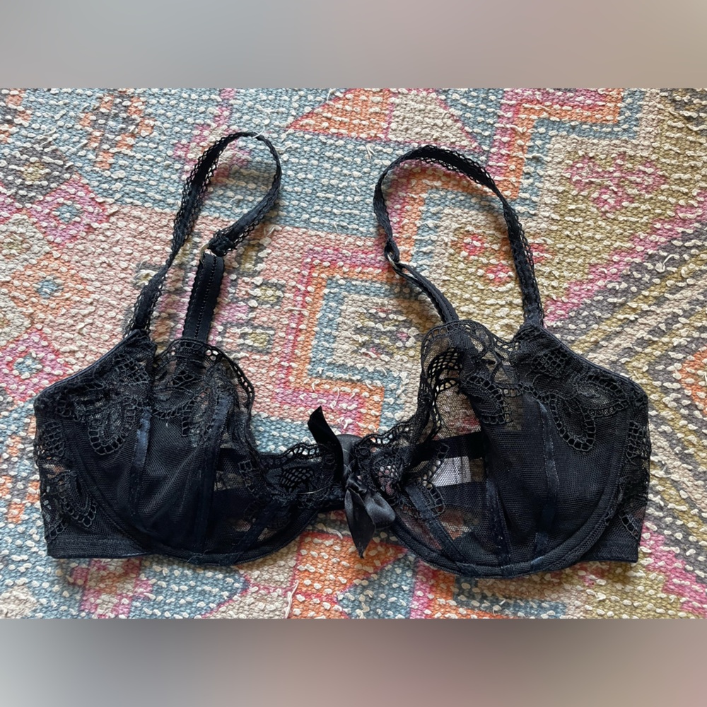 Victoria's Secret Sz 34d bra
